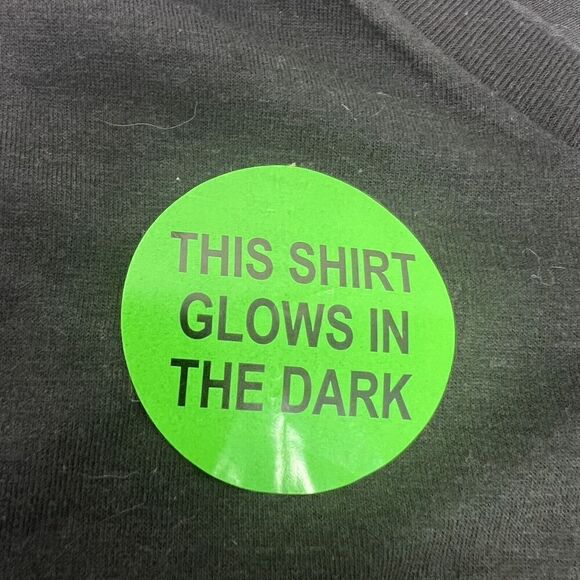 Boys Marvel SPIDER-MAN "Creepin' It Real" Halloween T-Shirt Size Medium 8-10 NWT - Picture 3 of 4